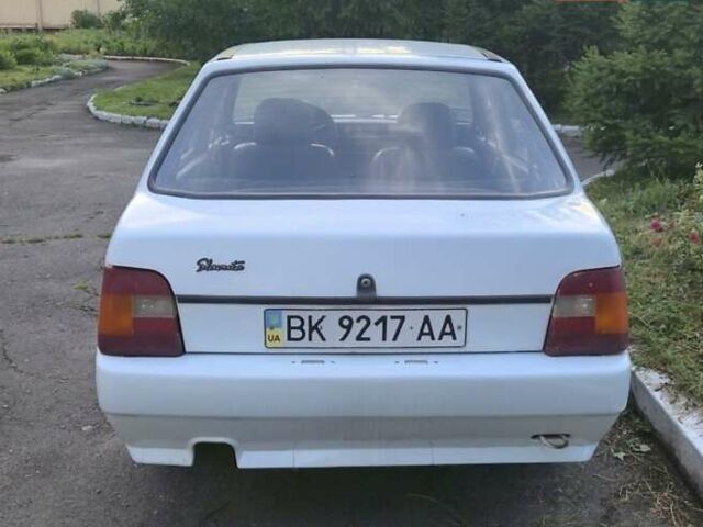 Білий ЗАЗ 1103 Славута, об'ємом двигуна 1.3 л та пробігом 200 тис. км за 850 $, фото 2 на Automoto.ua