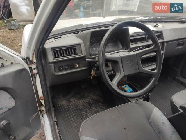 Білий ЗАЗ 1103 Славута, об'ємом двигуна 0.65 л та пробігом 187 тис. км за 700 $, фото 3 на Automoto.ua