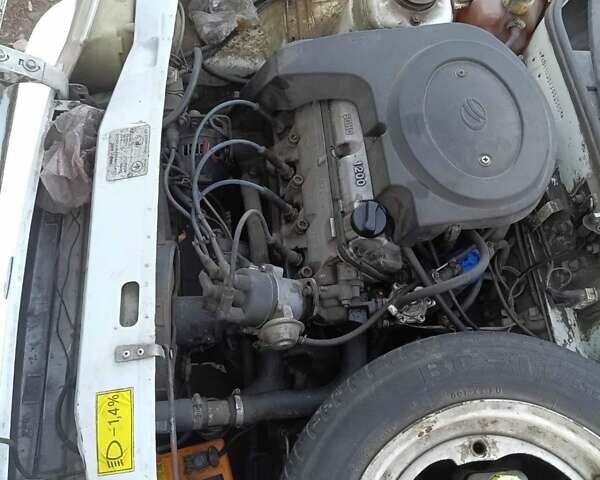 Белый ЗАЗ 1103 Славута, объемом двигателя 1.2 л и пробегом 167 тыс. км за 850 $, фото 4 на Automoto.ua