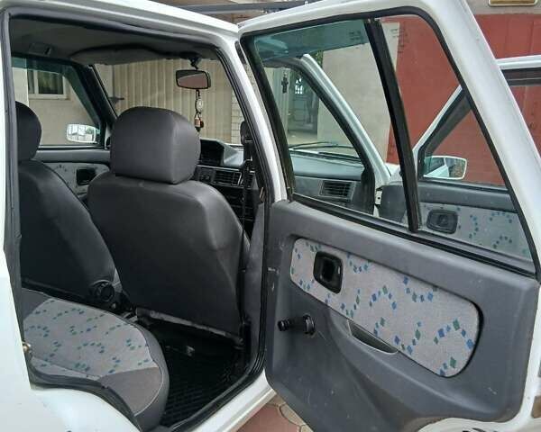 Белый ЗАЗ 1103 Славута, объемом двигателя 1.2 л и пробегом 78 тыс. км за 1550 $, фото 8 на Automoto.ua