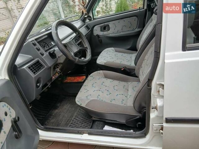 Белый ЗАЗ 1103 Славута, объемом двигателя 1.2 л и пробегом 78 тыс. км за 1550 $, фото 5 на Automoto.ua