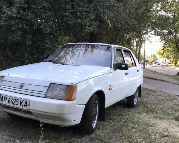 Белый ЗАЗ 1103 Славута, объемом двигателя 1.2 л и пробегом 160 тыс. км за 800 $, фото 17 на Automoto.ua