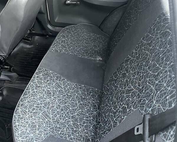 Белый ЗАЗ 1103 Славута, объемом двигателя 1.2 л и пробегом 160 тыс. км за 1200 $, фото 6 на Automoto.ua