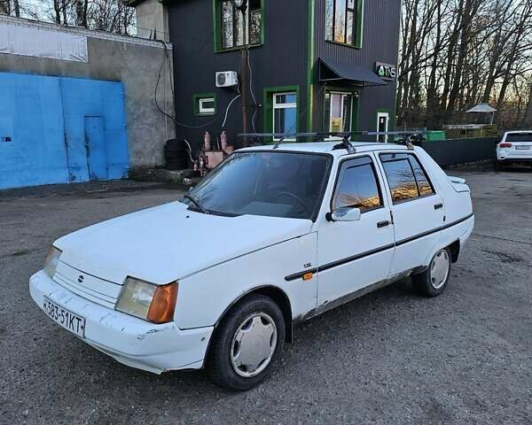 Белый ЗАЗ 1103 Славута, объемом двигателя 1.3 л и пробегом 112 тыс. км за 800 $, фото 8 на Automoto.ua