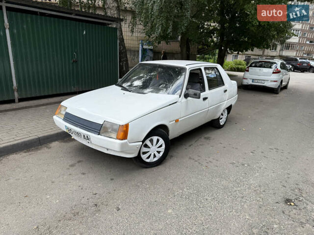Белый ЗАЗ 1103 Славута, объемом двигателя 1.2 л и пробегом 180 тыс. км за 750 $, фото 15 на Automoto.ua