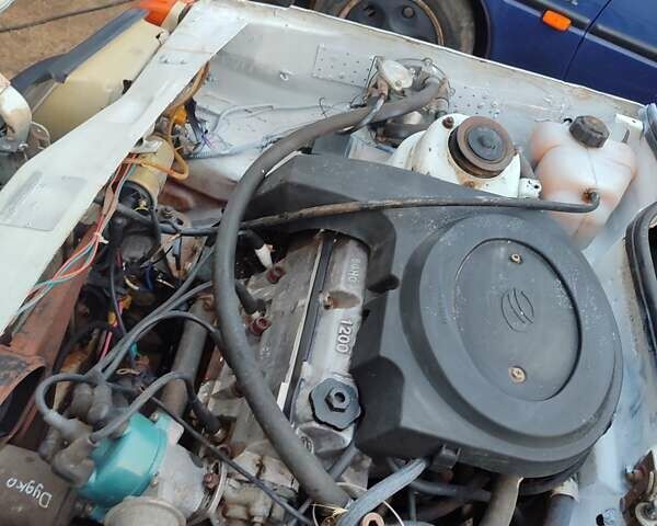 Белый ЗАЗ 1103 Славута, объемом двигателя 1.2 л и пробегом 97 тыс. км за 550 $, фото 6 на Automoto.ua