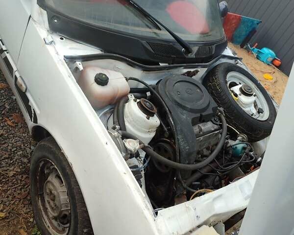 Белый ЗАЗ 1103 Славута, объемом двигателя 1.2 л и пробегом 97 тыс. км за 550 $, фото 8 на Automoto.ua