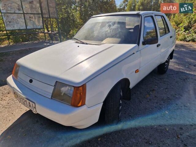 Белый ЗАЗ 1103 Славута, объемом двигателя 1.2 л и пробегом 62 тыс. км за 1600 $, фото 8 на Automoto.ua