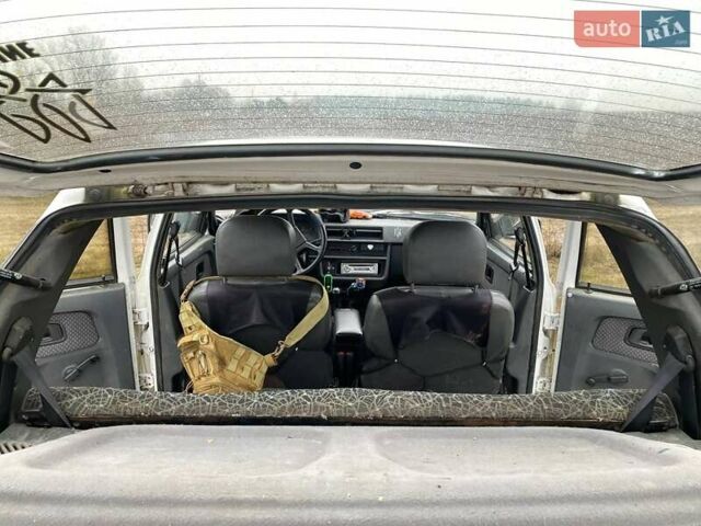 Білий ЗАЗ 1103 Славута, об'ємом двигуна 1.2 л та пробігом 999 тис. км за 800 $, фото 12 на Automoto.ua