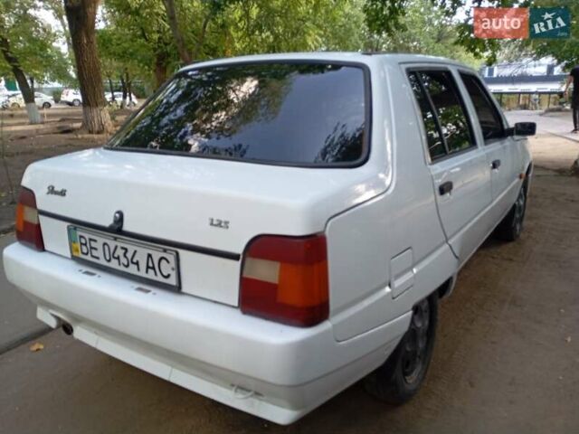 Белый ЗАЗ 1103 Славута, объемом двигателя 0 л и пробегом 49 тыс. км за 1500 $, фото 2 на Automoto.ua