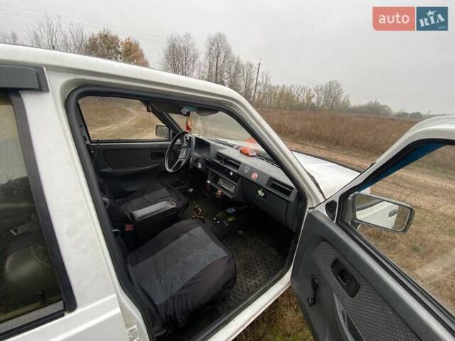 Белый ЗАЗ 1103 Славута, объемом двигателя 1.2 л и пробегом 80 тыс. км за 800 $, фото 10 на Automoto.ua