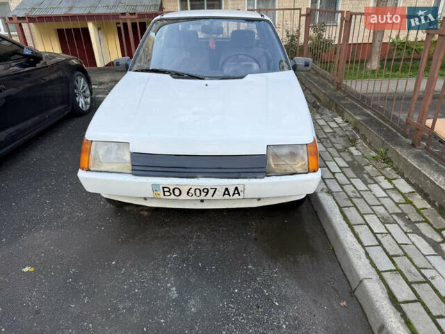 Белый ЗАЗ 1103 Славута, объемом двигателя 1.2 л и пробегом 180 тыс. км за 650 $, фото 3 на Automoto.ua