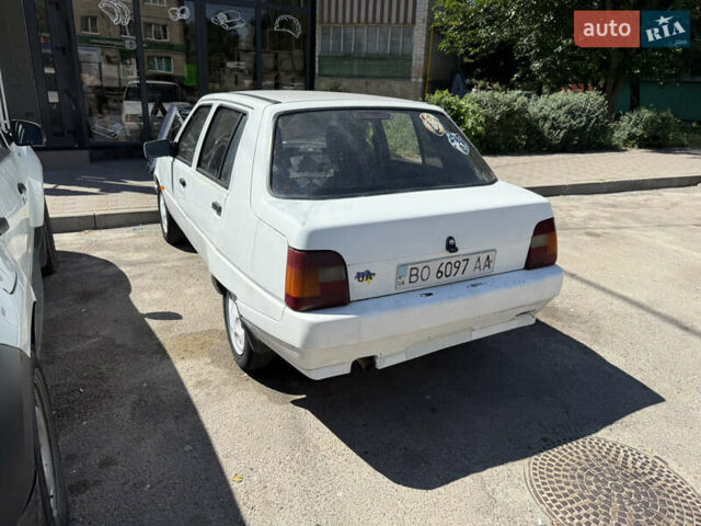 Белый ЗАЗ 1103 Славута, объемом двигателя 1.2 л и пробегом 180 тыс. км за 650 $, фото 11 на Automoto.ua