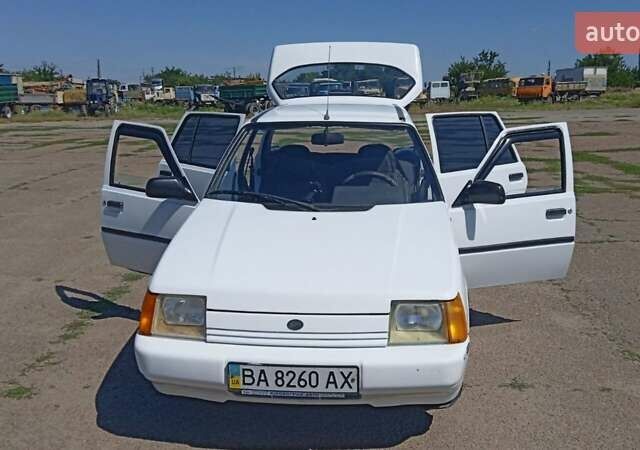 Білий ЗАЗ 1103 Славута, об'ємом двигуна 1.3 л та пробігом 240 тис. км за 1750 $, фото 1 на Automoto.ua