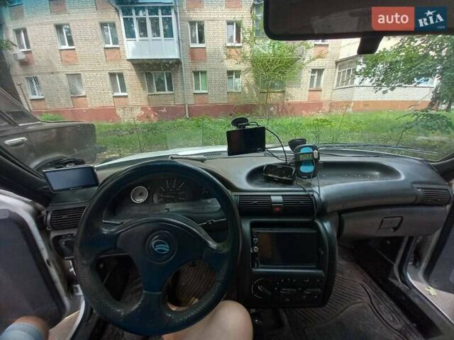 Білий ЗАЗ 1103 Славута, об'ємом двигуна 1.2 л та пробігом 50 тис. км за 1100 $, фото 4 на Automoto.ua