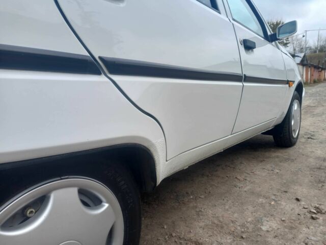 Белый ЗАЗ 1103 Славута, объемом двигателя 1.2 л и пробегом 20 тыс. км за 2350 $, фото 9 на Automoto.ua