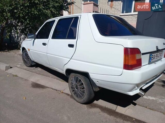 Білий ЗАЗ 1103 Славута, об'ємом двигуна 1.2 л та пробігом 170 тис. км за 1500 $, фото 1 на Automoto.ua