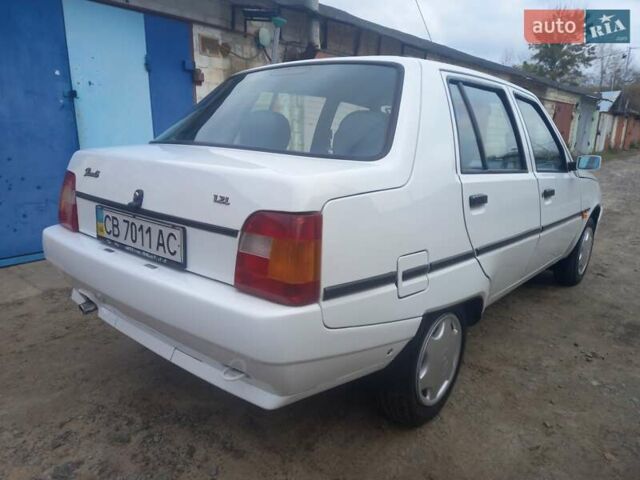 Белый ЗАЗ 1103 Славута, объемом двигателя 1.2 л и пробегом 20 тыс. км за 2350 $, фото 4 на Automoto.ua