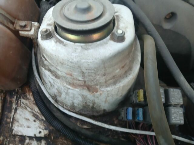 Белый ЗАЗ 1103 Славута, объемом двигателя 1.2 л и пробегом 190 тыс. км за 950 $, фото 9 на Automoto.ua