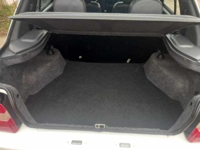 Белый ЗАЗ 1103 Славута, объемом двигателя 1.2 л и пробегом 20 тыс. км за 2350 $, фото 19 на Automoto.ua