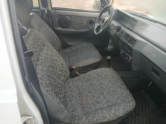 Белый ЗАЗ 1103 Славута, объемом двигателя 1.2 л и пробегом 190 тыс. км за 950 $, фото 6 на Automoto.ua