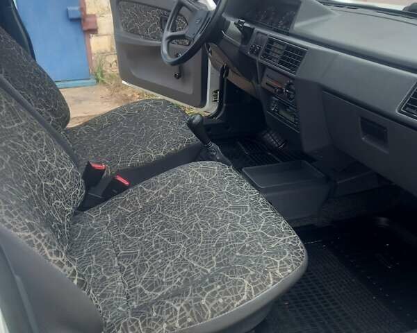 Белый ЗАЗ 1103 Славута, объемом двигателя 1.2 л и пробегом 20 тыс. км за 2350 $, фото 15 на Automoto.ua