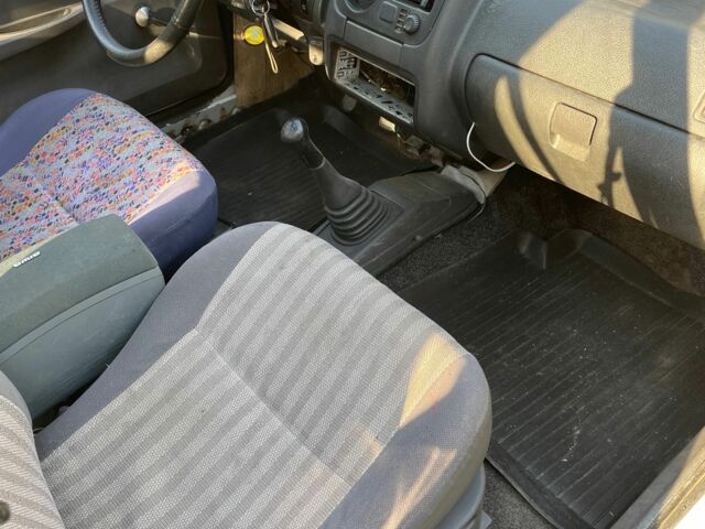 Белый ЗАЗ 1103 Славута, объемом двигателя 1.2 л и пробегом 38 тыс. км за 774 $, фото 5 на Automoto.ua