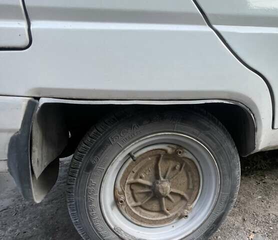 Белый ЗАЗ 1103 Славута, объемом двигателя 1.2 л и пробегом 132 тыс. км за 1076 $, фото 3 на Automoto.ua