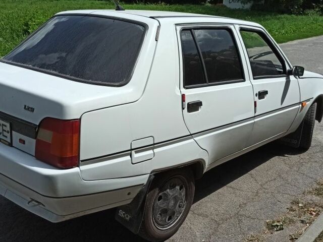 Белый ЗАЗ 1103 Славута, объемом двигателя 1.2 л и пробегом 247 тыс. км за 1350 $, фото 3 на Automoto.ua