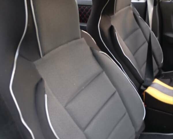 Белый ЗАЗ 1103 Славута, объемом двигателя 1.09 л и пробегом 89 тыс. км за 650 $, фото 19 на Automoto.ua