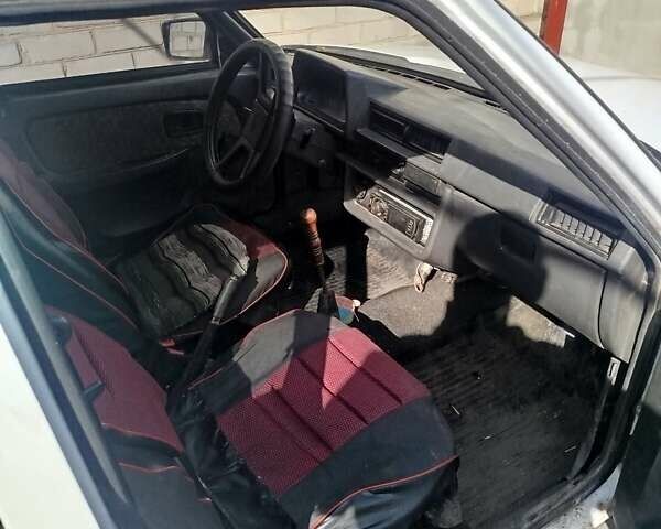 Белый ЗАЗ 1103 Славута, объемом двигателя 1.2 л и пробегом 185 тыс. км за 1000 $, фото 3 на Automoto.ua