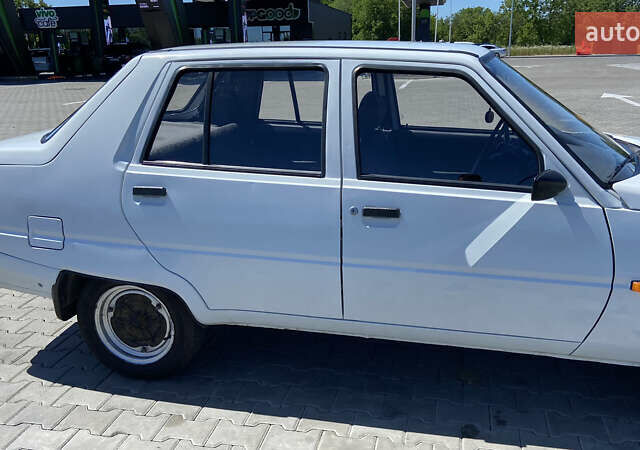 Белый ЗАЗ 1103 Славута, объемом двигателя 1.2 л и пробегом 60 тыс. км за 1100 $, фото 8 на Automoto.ua