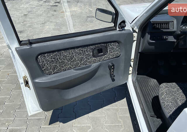 Белый ЗАЗ 1103 Славута, объемом двигателя 1.2 л и пробегом 60 тыс. км за 1100 $, фото 20 на Automoto.ua