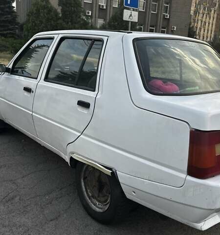 Белый ЗАЗ 1103 Славута, объемом двигателя 1.3 л и пробегом 109 тыс. км за 1200 $, фото 5 на Automoto.ua