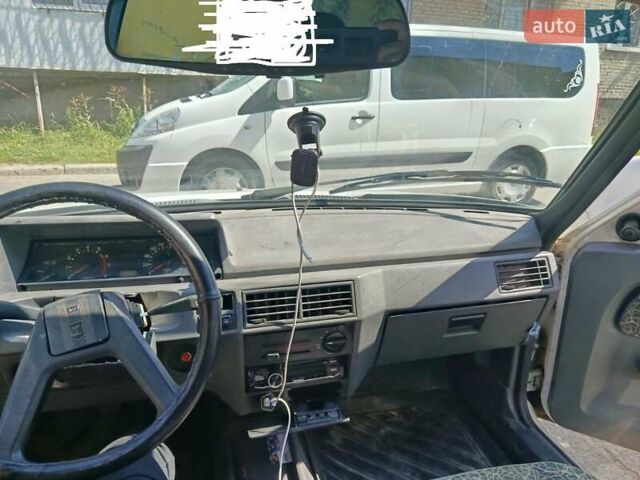 Белый ЗАЗ 1103 Славута, объемом двигателя 1.3 л и пробегом 175 тыс. км за 900 $, фото 11 на Automoto.ua