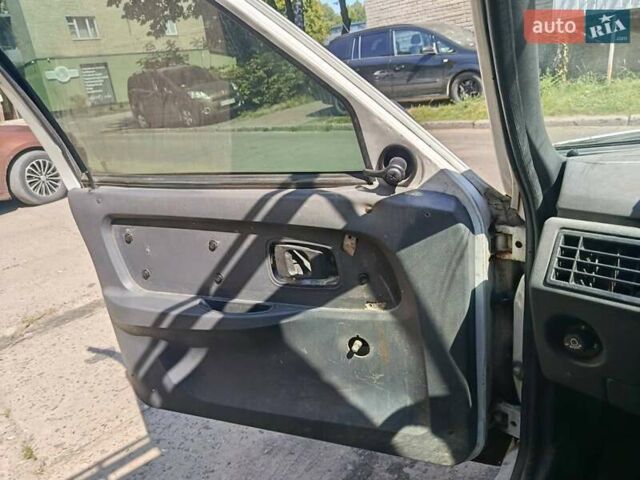 Белый ЗАЗ 1103 Славута, объемом двигателя 1.3 л и пробегом 175 тыс. км за 900 $, фото 9 на Automoto.ua