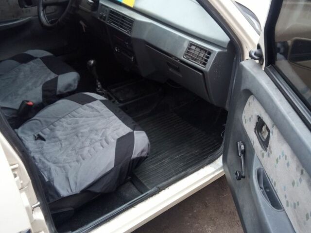 Бежевый ЗАЗ 1103 Славута, объемом двигателя 0 л и пробегом 100 тыс. км за 750 $, фото 1 на Automoto.ua