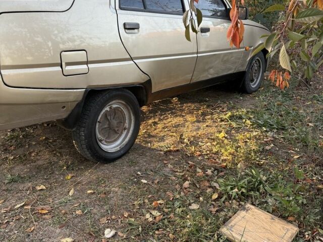 Бежевый ЗАЗ 1103 Славута, объемом двигателя 1.2 л и пробегом 1 тыс. км за 548 $, фото 1 на Automoto.ua