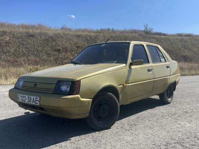 Бежевий ЗАЗ 1103 Славута, об'ємом двигуна 1.2 л та пробігом 213 тис. км за 971 $, фото 1 на Automoto.ua