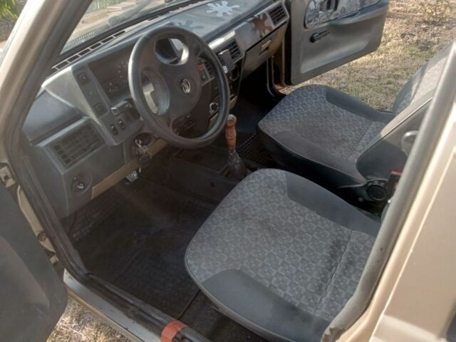 Бежевый ЗАЗ 1103 Славута, объемом двигателя 1.3 л и пробегом 118 тыс. км за 600 $, фото 2 на Automoto.ua