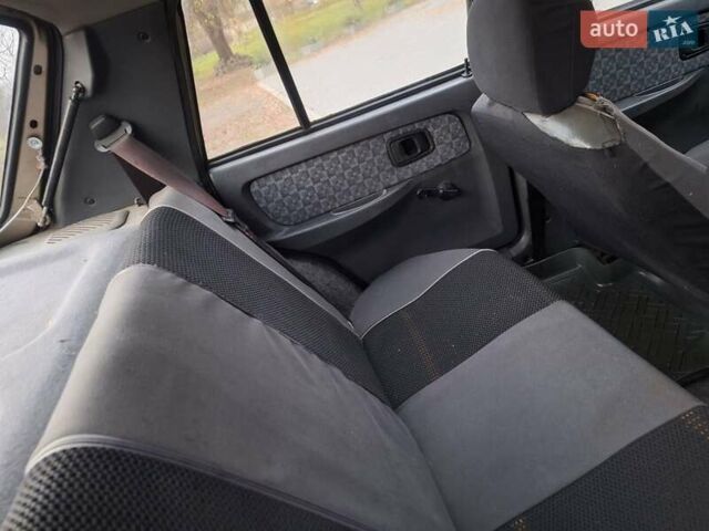 Бежевый ЗАЗ 1103 Славута, объемом двигателя 1.3 л и пробегом 111 тыс. км за 650 $, фото 21 на Automoto.ua