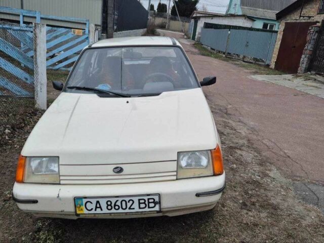 ЗАЗ 1103 Славута 2003 в Киеве на Automoto.ua Бежевый ЗАЗ 1103 Славута, объемом двигателя 1.2 л и пробегом 150 тыс. км за 700 $, фото 5 на Automoto.ua