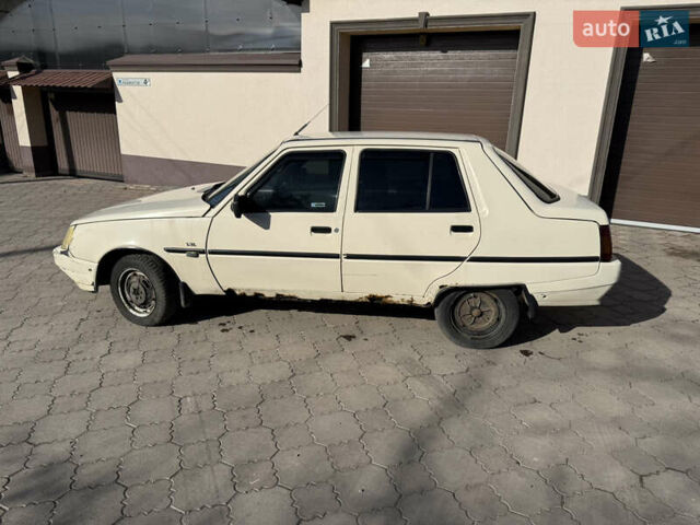 Бежевый ЗАЗ 1103 Славута, объемом двигателя 1.2 л и пробегом 555 тыс. км за 675 $, фото 7 на Automoto.ua