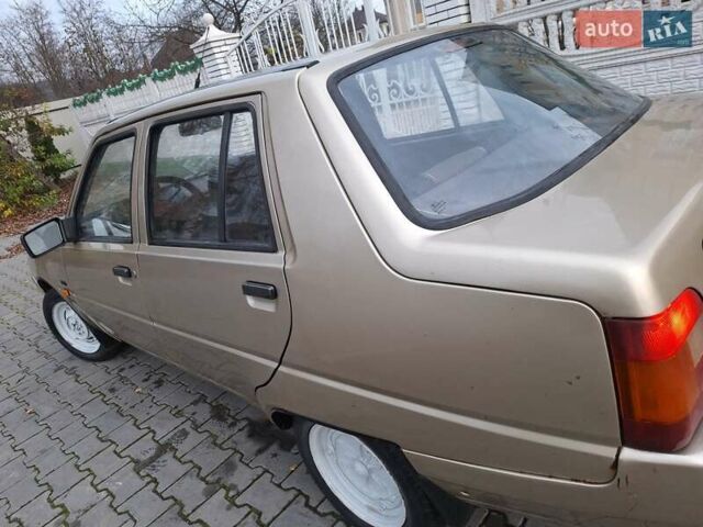 Бежевый ЗАЗ 1103 Славута, объемом двигателя 1.3 л и пробегом 111 тыс. км за 650 $, фото 7 на Automoto.ua