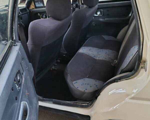 Бежевый ЗАЗ 1103 Славута, объемом двигателя 1.2 л и пробегом 200 тыс. км за 700 $, фото 1 на Automoto.ua