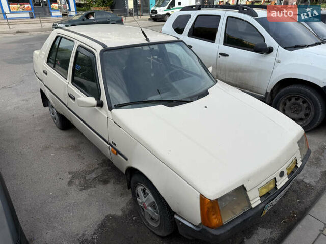 Бежевий ЗАЗ 1103 Славута, об'ємом двигуна 1.2 л та пробігом 200 тис. км за 790 $, фото 10 на Automoto.ua