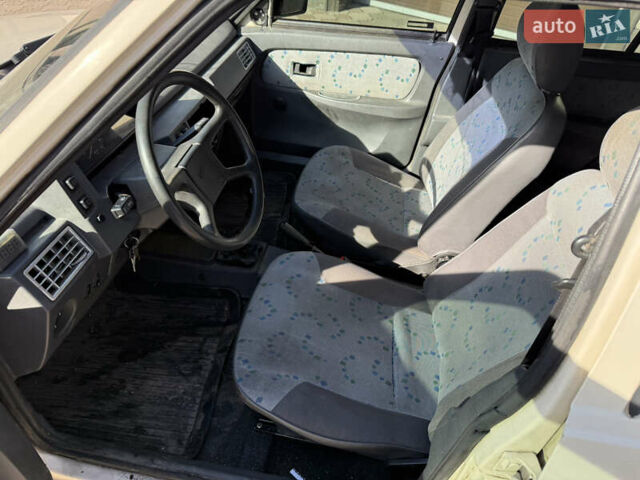 Бежевый ЗАЗ 1103 Славута, объемом двигателя 1.2 л и пробегом 555 тыс. км за 675 $, фото 10 на Automoto.ua