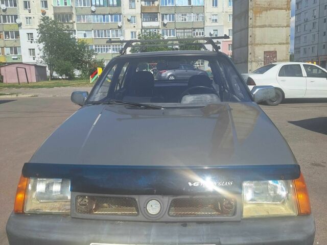 ЗАЗ 1103 Славута 2006 в Яготине на Automoto.ua Бежевый ЗАЗ 1103 Славута, объемом двигателя 0 л и пробегом 55 тыс. км за 1200 $, фото 2 на Automoto.ua
