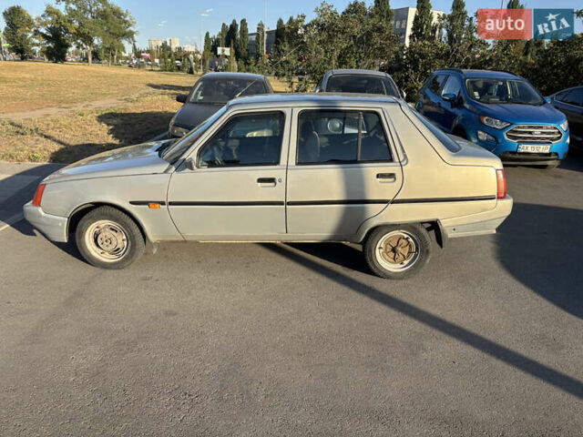 Бежевый ЗАЗ 1103 Славута, объемом двигателя 1.2 л и пробегом 84 тыс. км за 2000 $, фото 14 на Automoto.ua