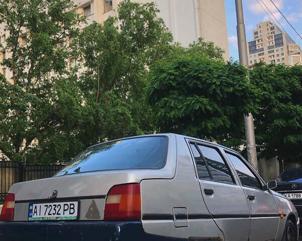 Бежевый ЗАЗ 1103 Славута, объемом двигателя 1.2 л и пробегом 211 тыс. км за 1100 $, фото 5 на Automoto.ua